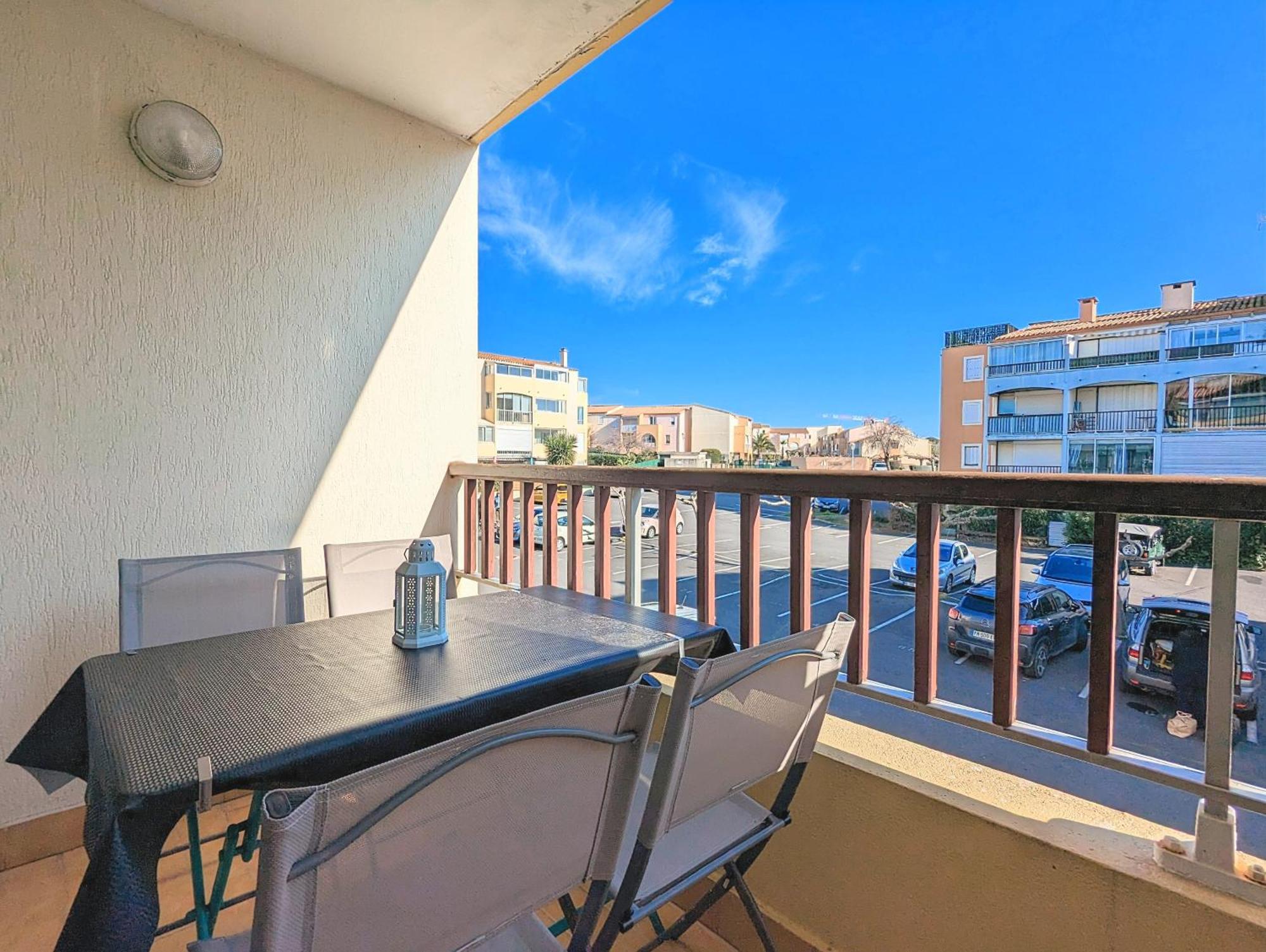 Appartement Au Calme + Parking Agde Luaran gambar
