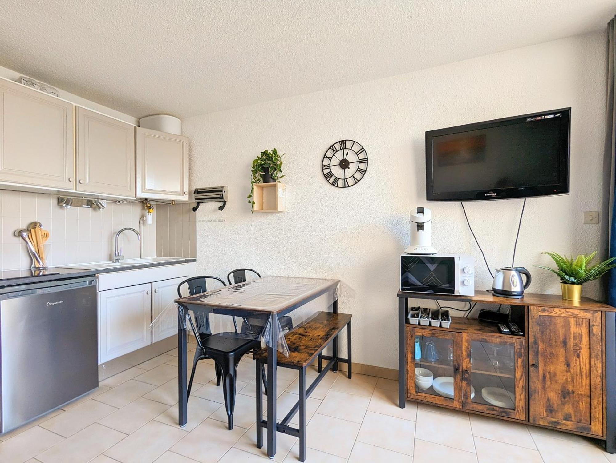 Appartement Au Calme + Parking Agde Luaran gambar