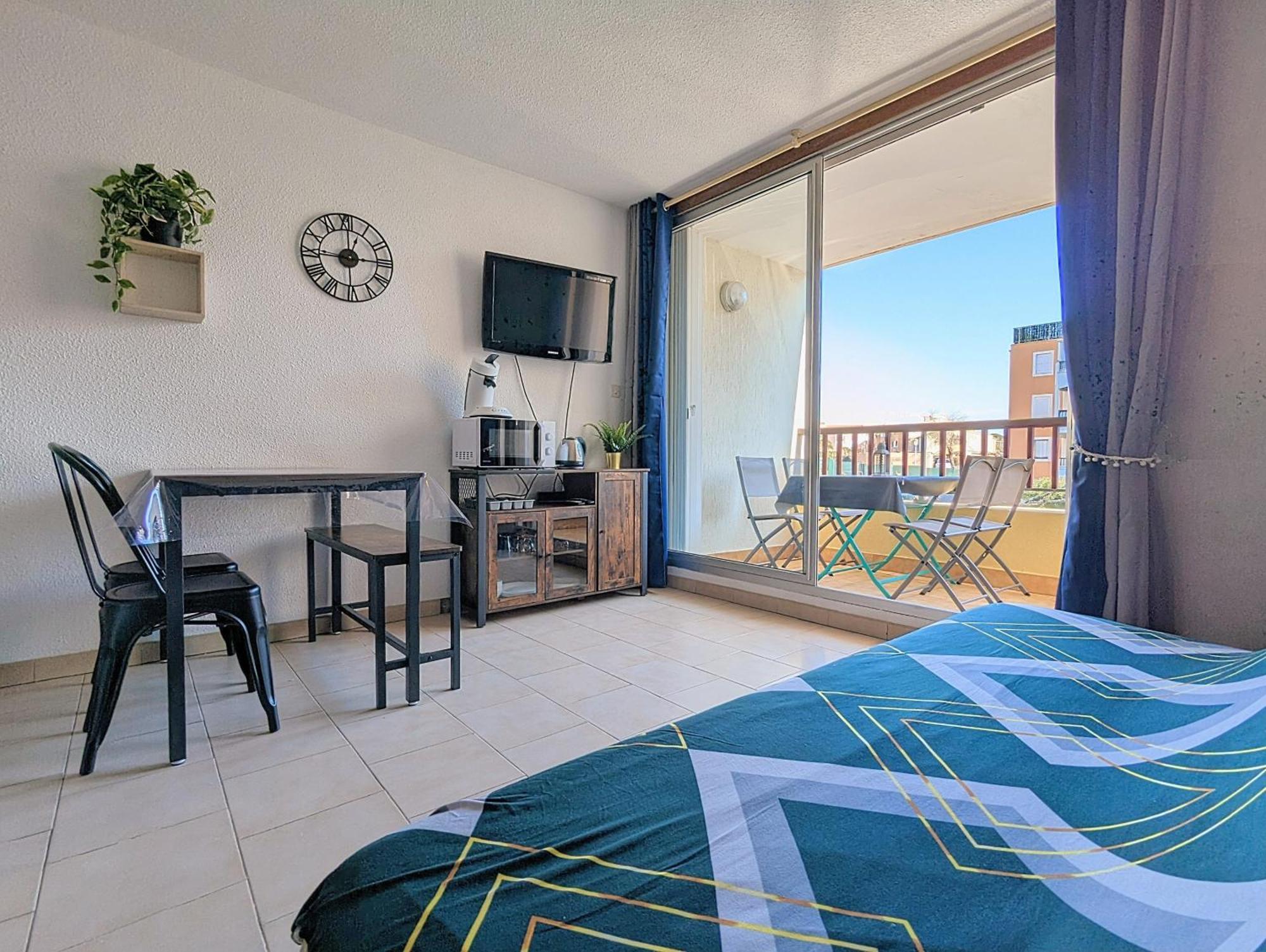 Appartement Au Calme + Parking Agde Luaran gambar
