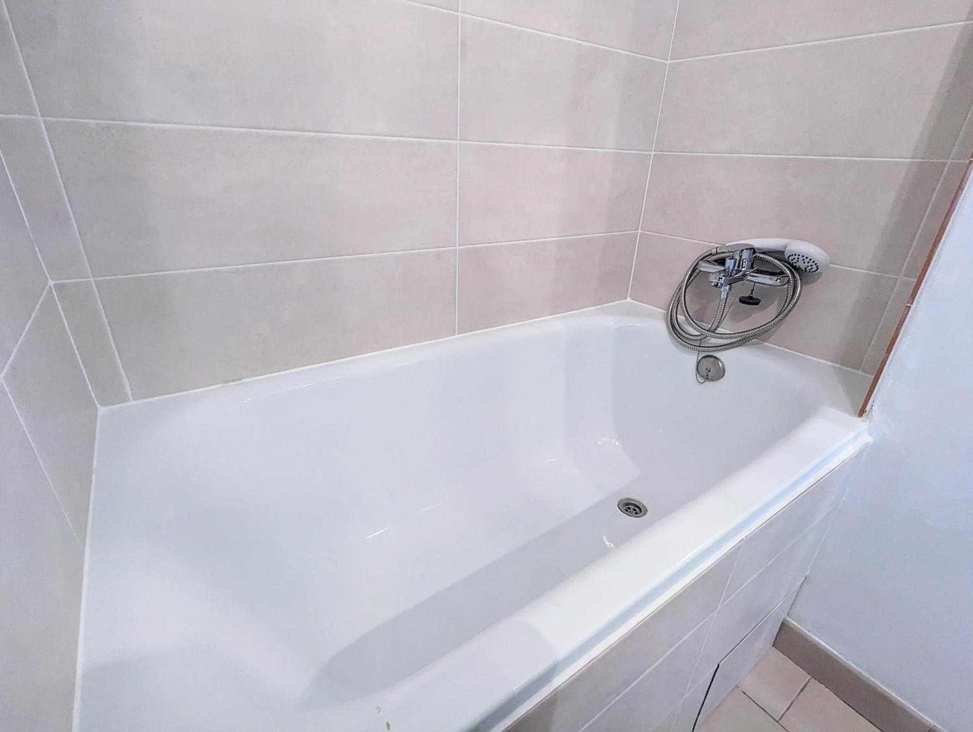 Appartement Au Calme + Parking Agde Luaran gambar
