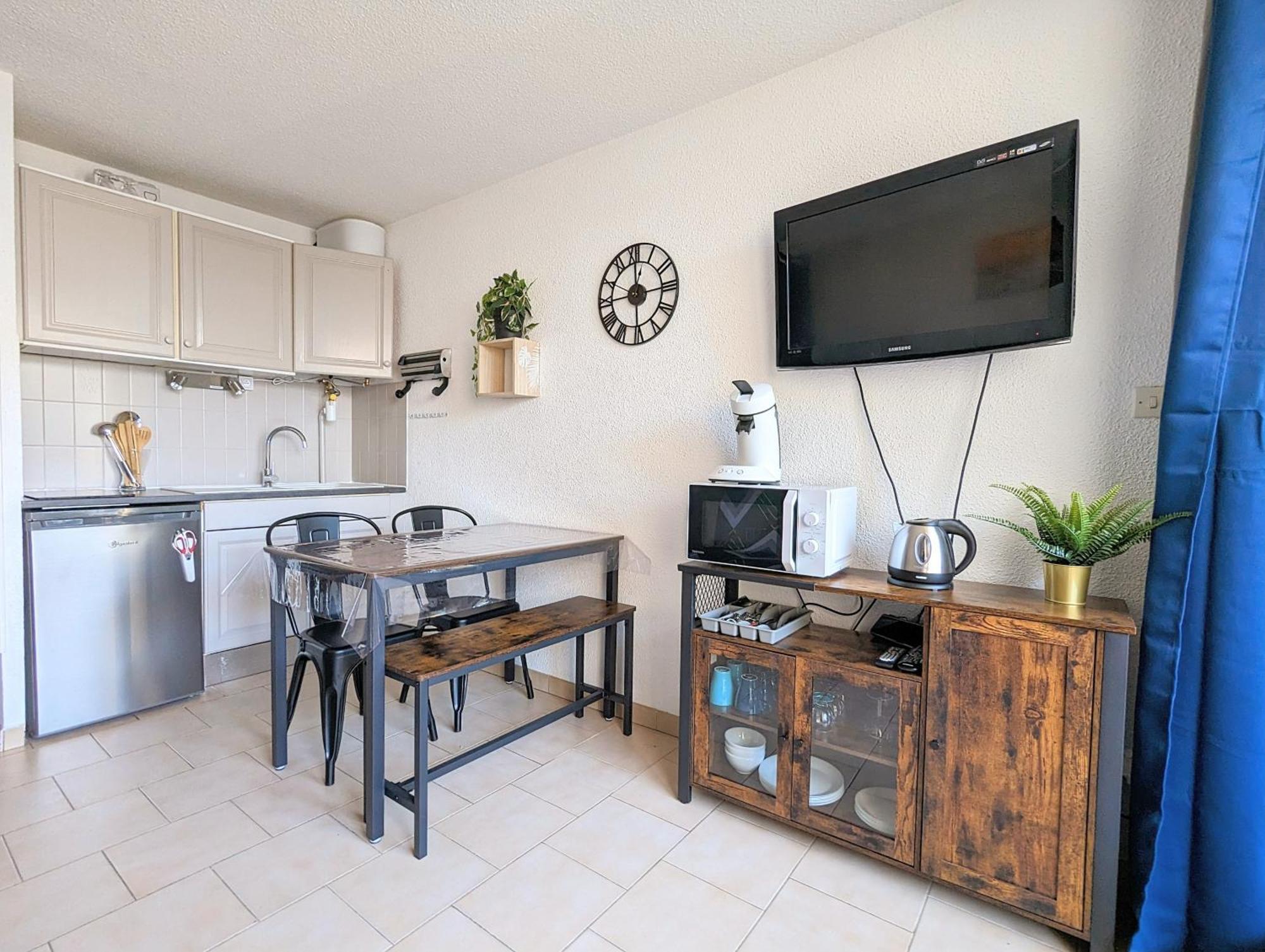 Appartement Au Calme + Parking Agde Luaran gambar